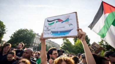 صورة صحافيون فرنسيون ينددون بجرائم الاحتلال ضد زملائهم الفلسطينيين