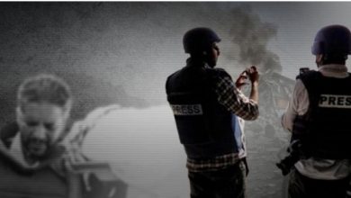 صورة حَكايا خلف الكواليس.. صحفيو غزة ثبات تحت أزيز الرصاص والخوف