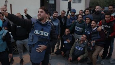 صورة أخبار | إسرائيل مقررة أممية: إسرائيل قتلت من الصحفيين أكثر مما قُتل بالحربين العالميتين